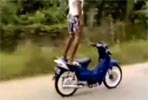 Video loco en moto