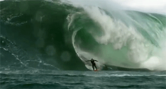 Surfeando en olas de más de 20 metros